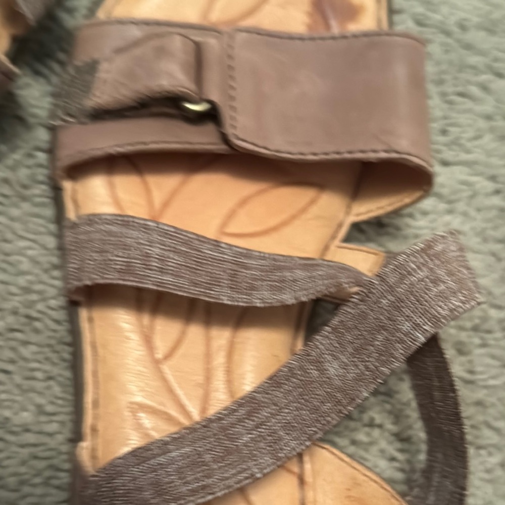 Born Taupe and Gray Strappy Sandals - Picture 4 of 9